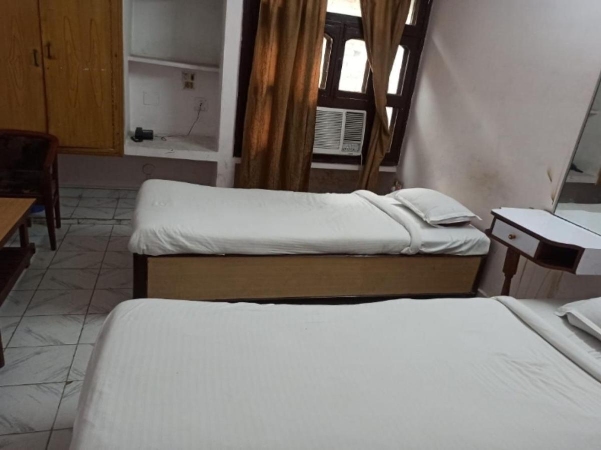 Oyo 80830 Hotel Buddha International Бодх-Гая Экстерьер фото